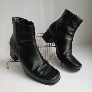 Vintage Y2K Black Leather Square-Toe Booties Chunky Block Heels Sz 10